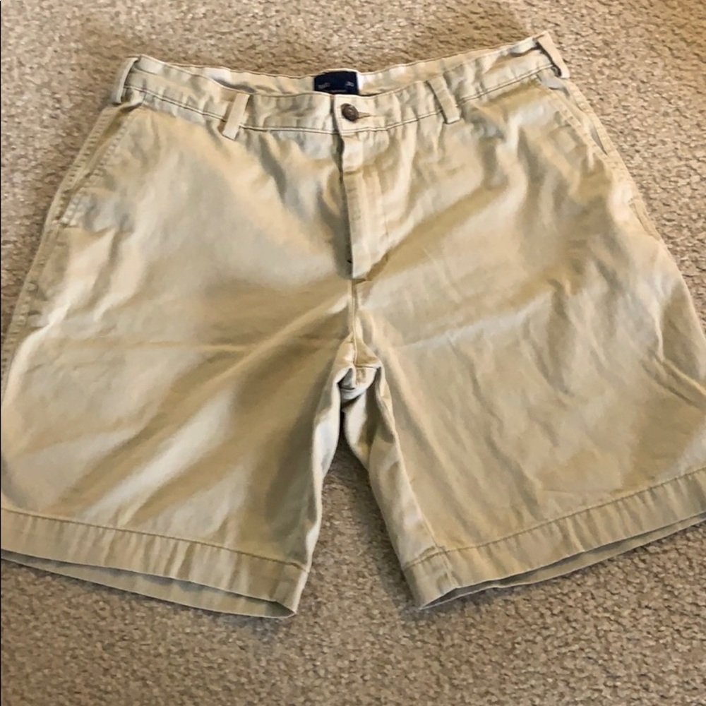 Flat Front Khaki Shorts Size 36